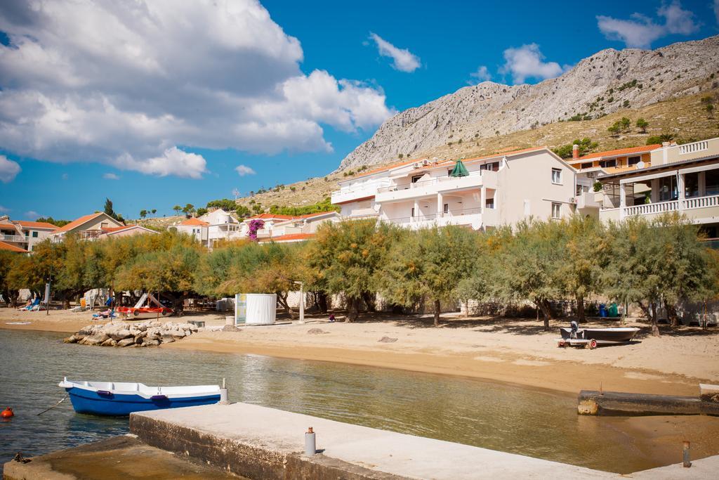 Filip Apartment Omiš Екстериор снимка